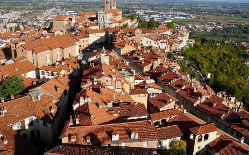 Parere Avv. Golinelli Piero in merito a demolizioni e ricostruzioni